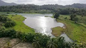 කුරුණෑගල – මාවතගම අබාරේ වැවට මුහුණලා ඉඩමක් සමඟ දෙමහල් නිවසක් විකිණීමට!
