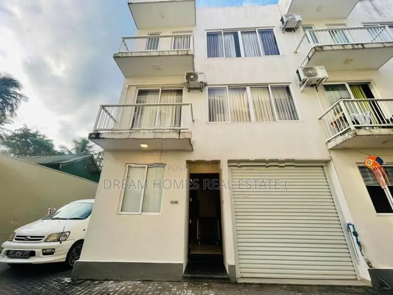 5-Bedroom Fully Furnished Apartment For Sale – Kottawa