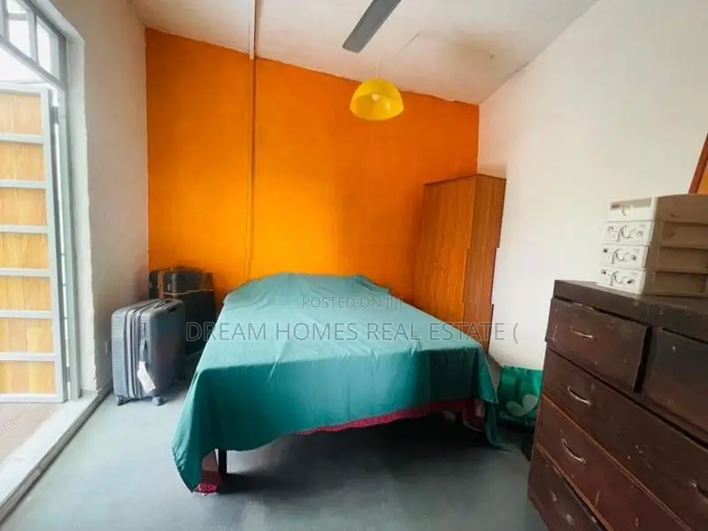 Two Houses on One Property for Sale – Battaramulla
