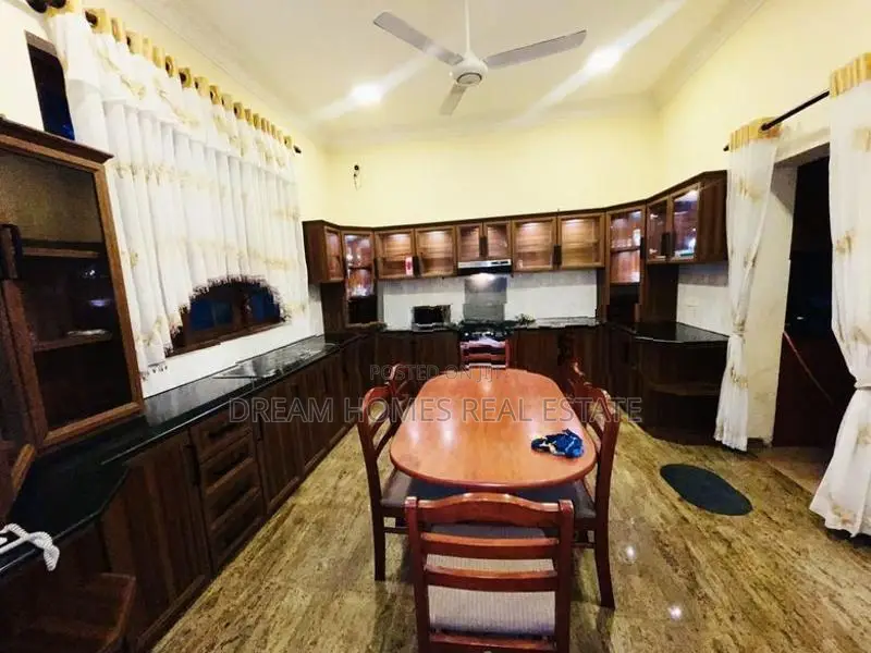 Fully Furnished 5-Bedroom House for Rent in Thalawathugoda