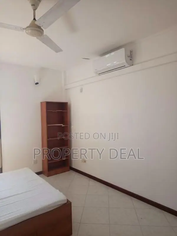Apartment For Rent At Pacific Pinnacle, Colombo 04 - PDA462