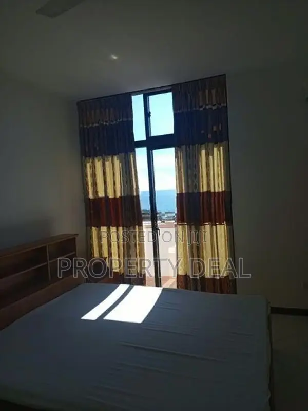 Apartment For Rent At Pacific Pinnacle, Colombo 04 - PDA462