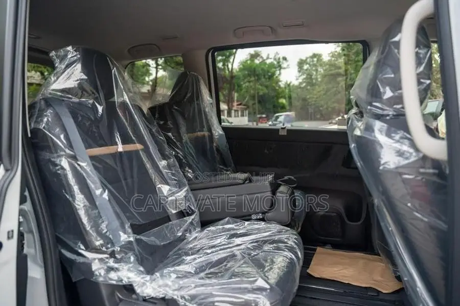 Nissan Serena e-POWER Highway star 2025