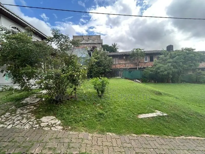 Residential Land For Sale IN Maharagama