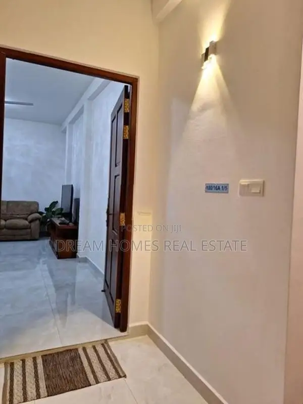 Apartment Building For Sale In Thalapathpitiya Talawatugoda