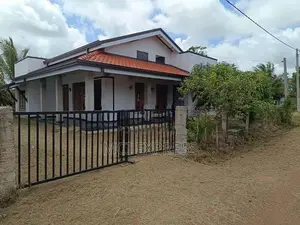 House For Sale - වටිනා නිවසක් විකිණීමට