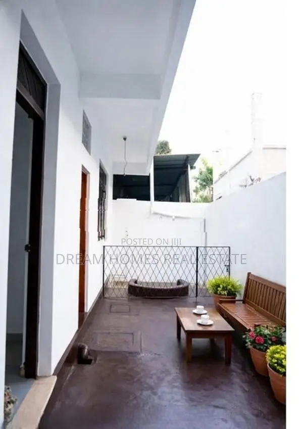 Newly Renovated 5 BR House for Sale – Nugegoda
