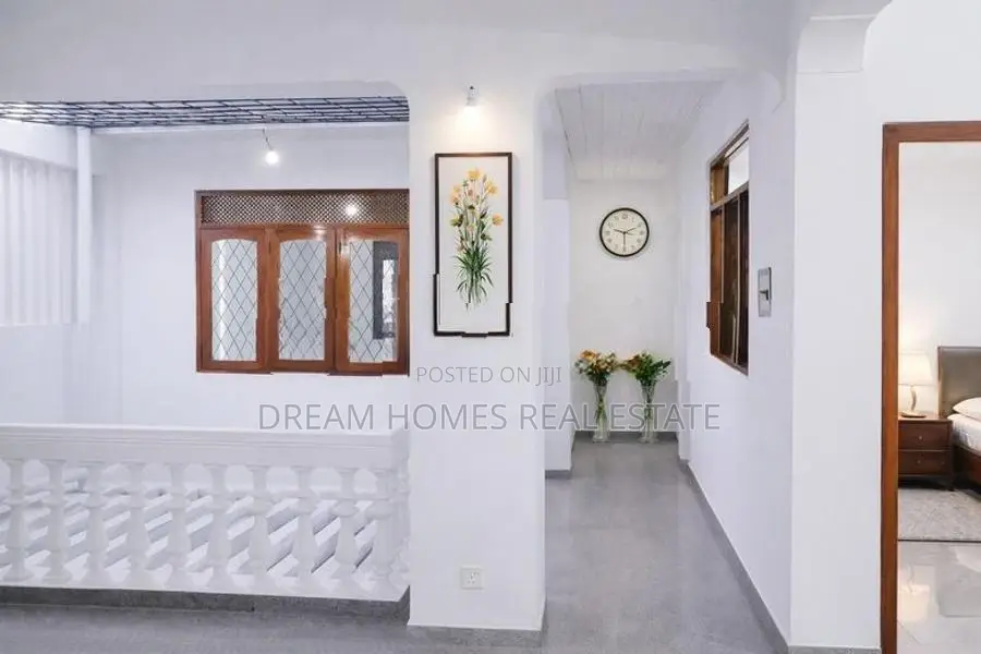 Newly Renovated 5 BR House for Sale – Nugegoda