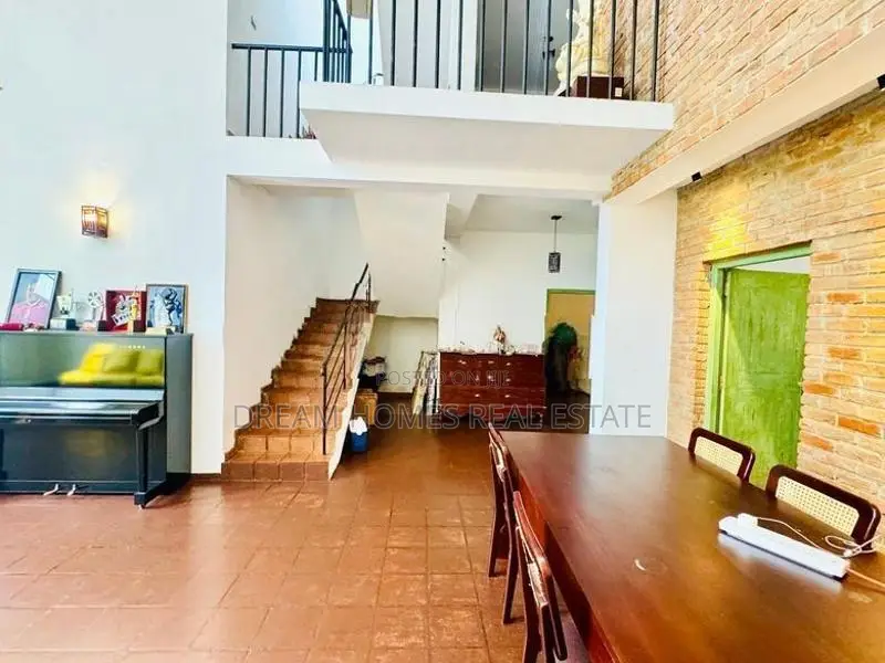 Modern House For Sale In Kotte With Rooftop Living Area