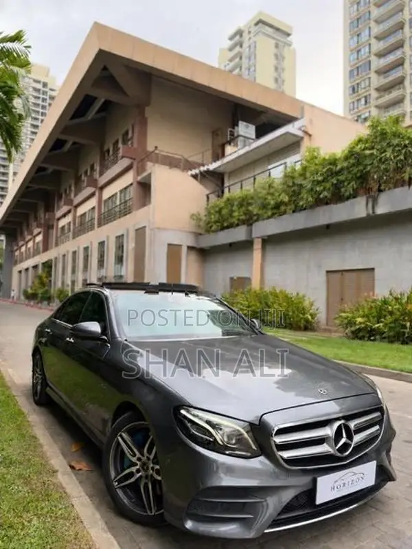 Mercedes Benz E350 Premium Plus 2017