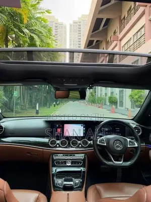 Mercedes Benz E350 Premium Plus 2017