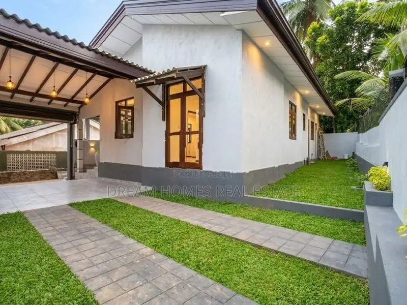 Brand New Modern House For Sale In Homagama