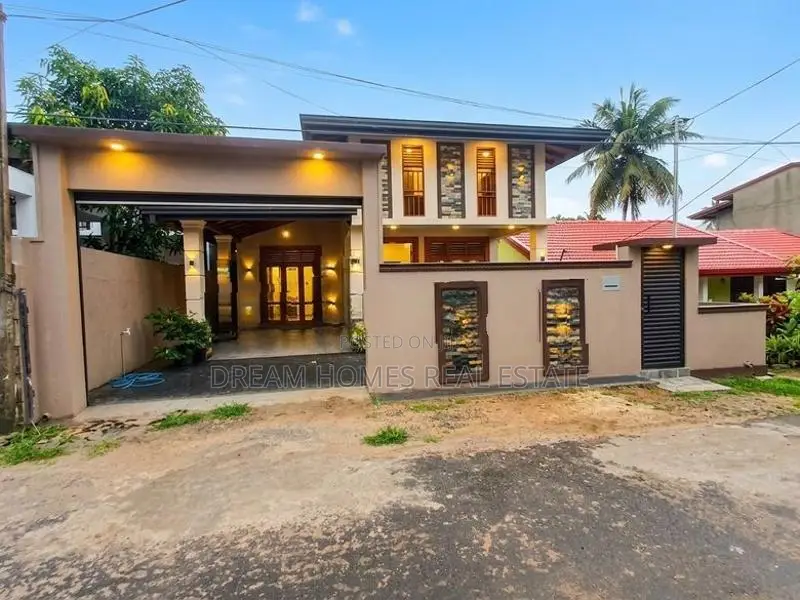 Modern Luxury New House For Sale In Piliyandala