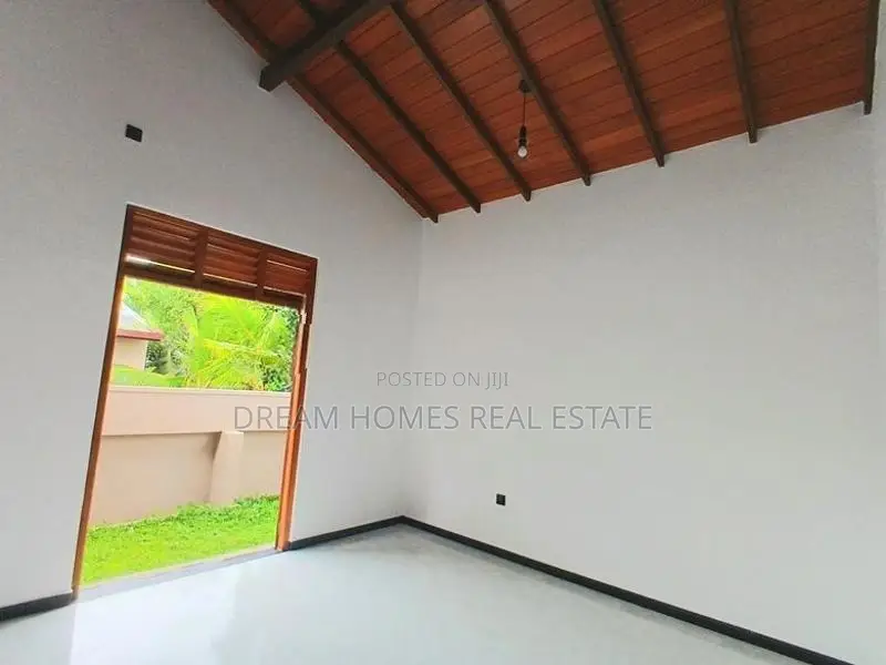 Modern Luxury New House For Sale In Piliyandala