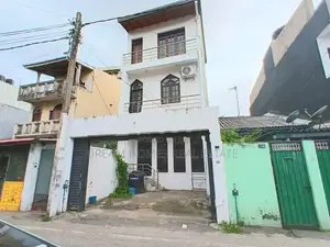 Spacious 6-Bedroom House For Rent In Colombo 05