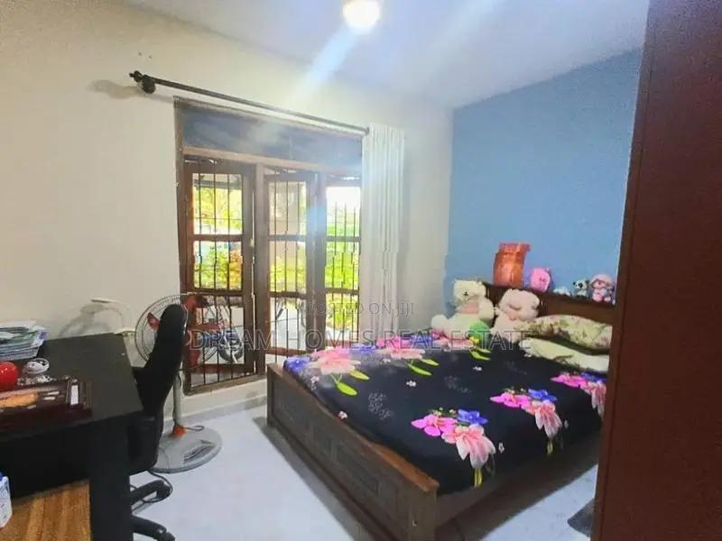 Single-Storey House for Sale in Kahathuduwa – 4 Bedrooms