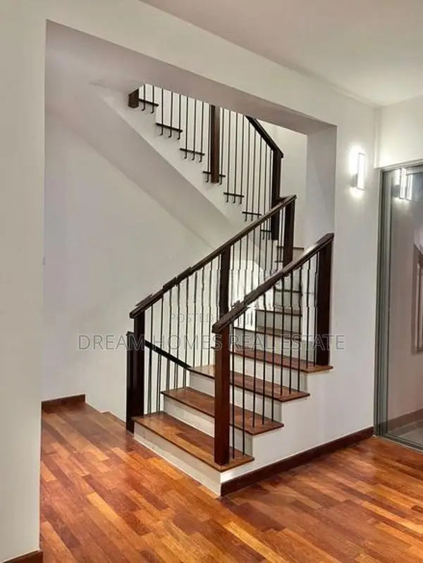 4-Bedroom Luxury House For Sale In Thalawathugoda Talawatugoda