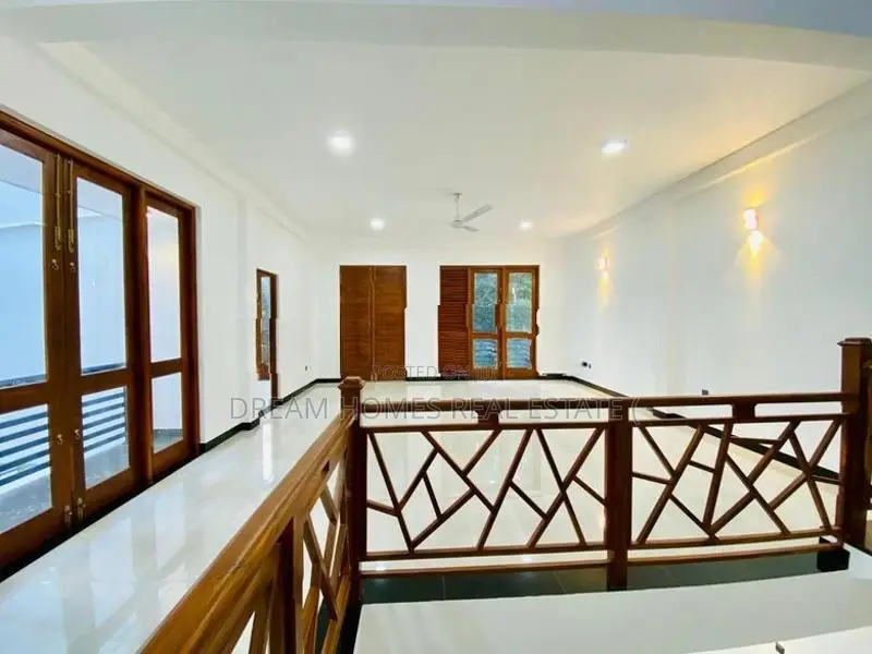 Newly Designed Luxury House For Sale – Thalawathugoda In Talawatugoda