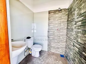 Modern Luxury House for Sale in Boralesgamuwa