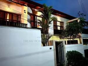 Architecturally Designed 5-Bedroom House for Sale
