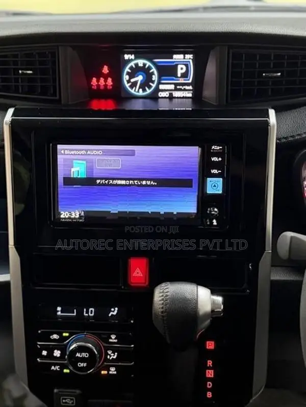 Toyota Roomy Custom GT 2023