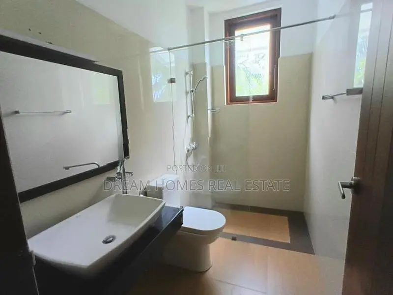 Thalawathugoda - 4 Bed Luxury House for Rent