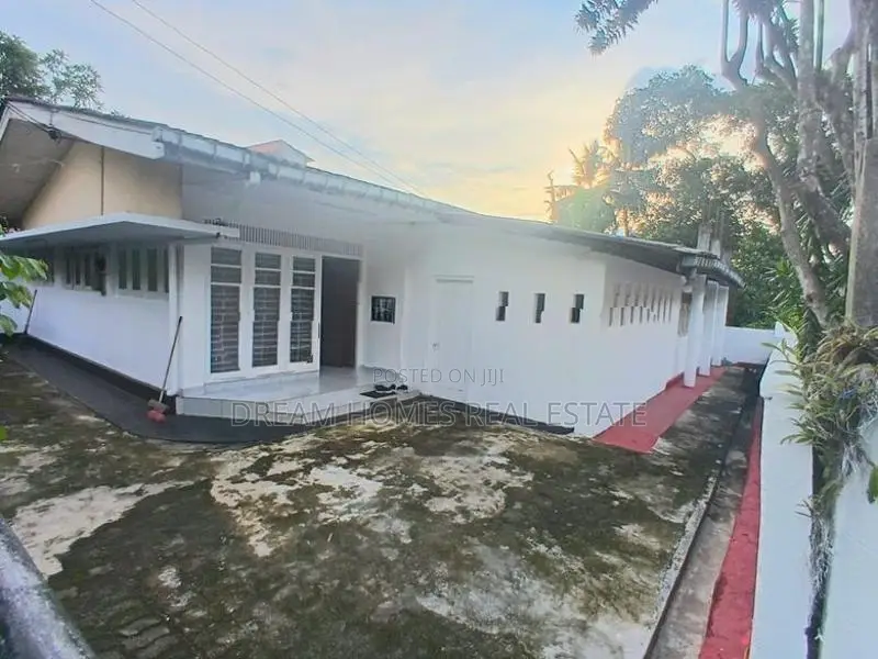 House For Rent IN Pannipitiya – Mahalwarawa Road