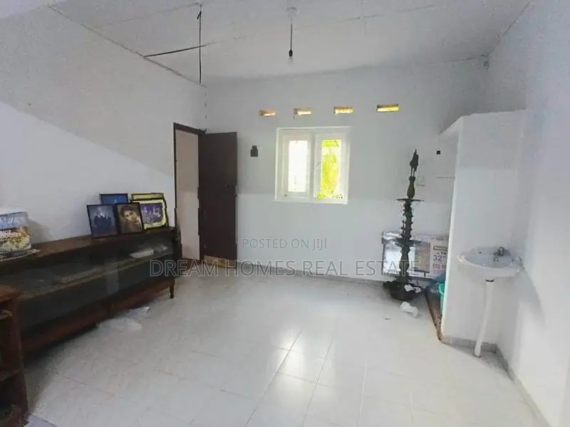 House For Rent IN Pannipitiya – Mahalwarawa Road
