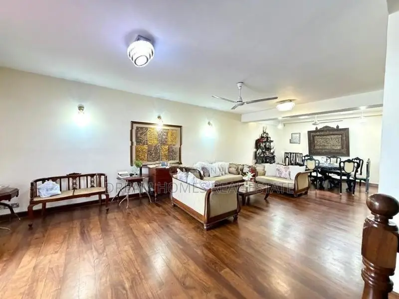 House For Sale IN Narahenpita – Colombo 05