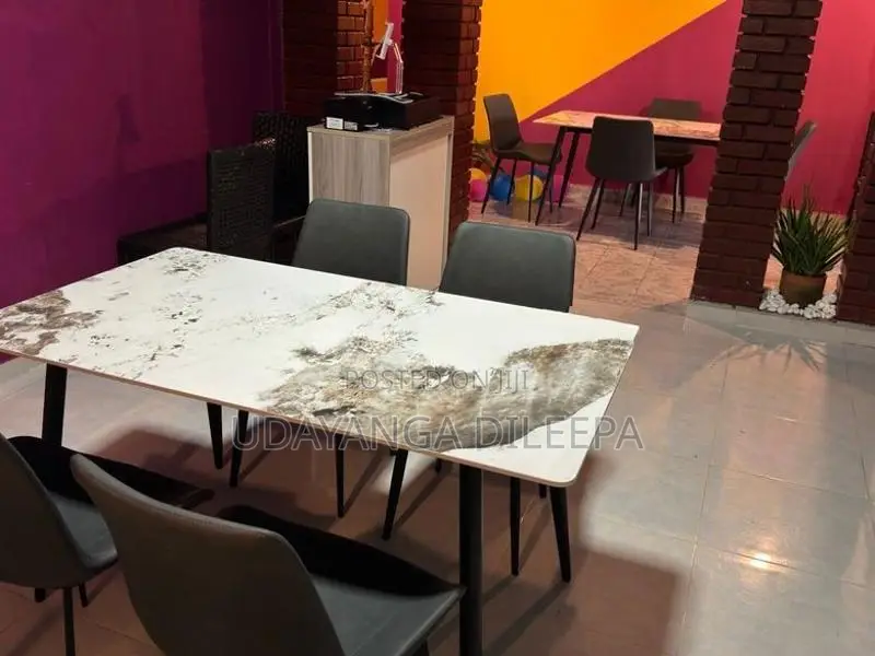 Restaurant Dining Table