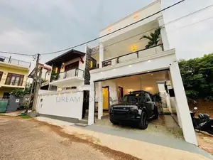 4 Bedroom Luxury House For Sale – Malabe