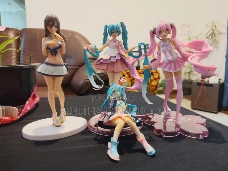 Anime Figures (Anime Girl ) - Miniature Models