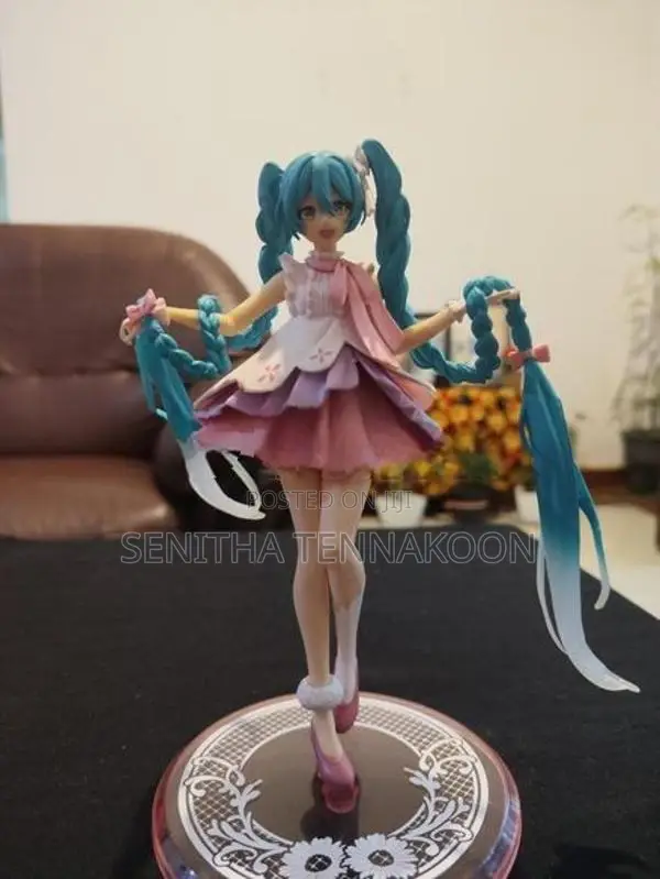 Anime Figures (Anime Girl ) - Miniature Models