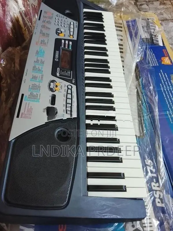 Yamaha Keyboard