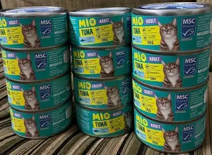 Tuna Cat Food