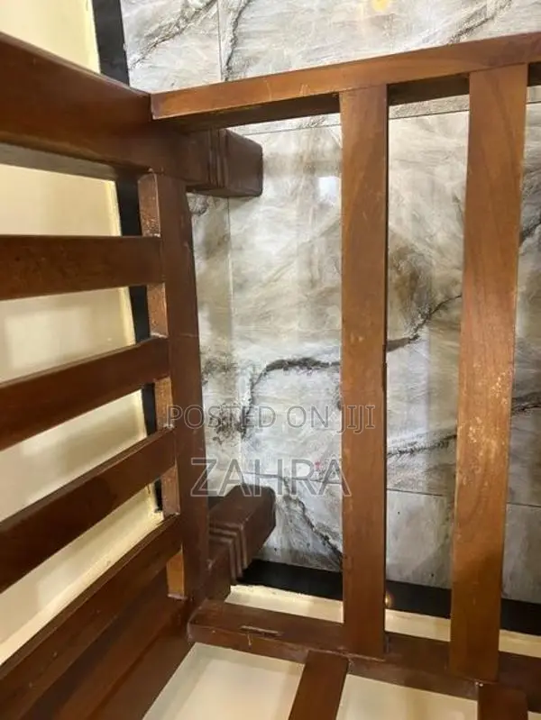 Teak Sofa Set With Two Cusions