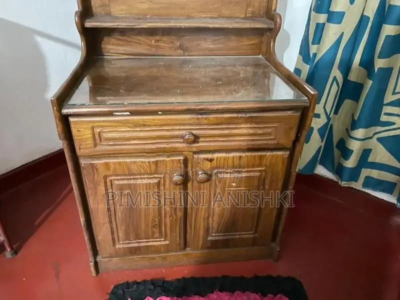 Dressing Table(තේක්ක)