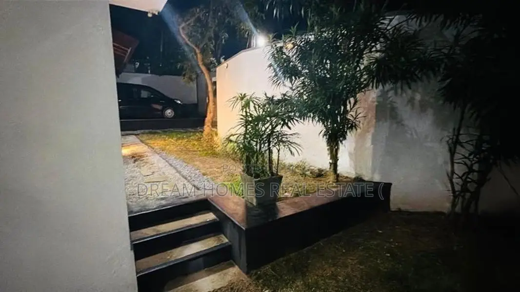 Three Storey Residence With Swimming Pool For Sale In Athurugiriya