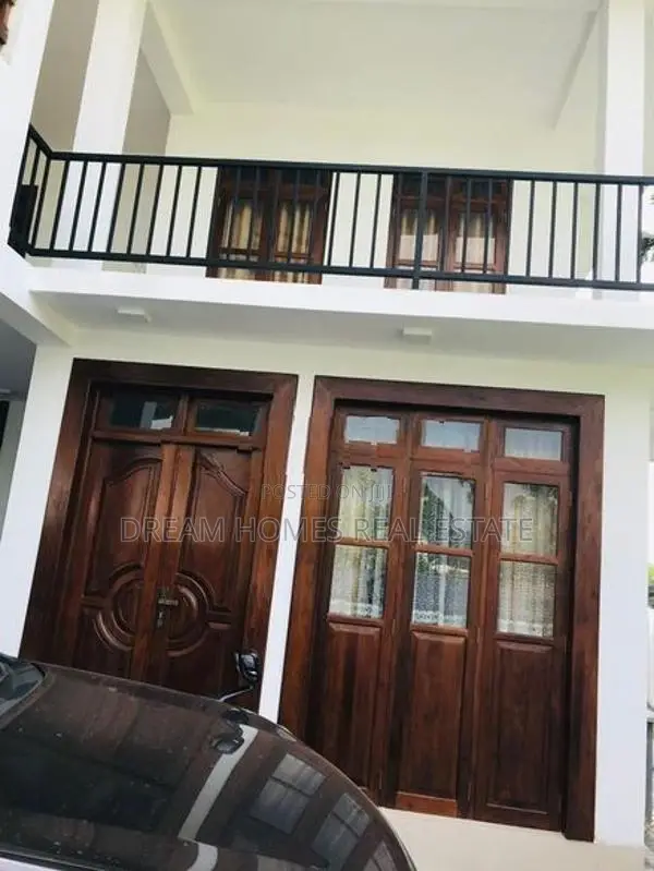 3-Storey House For Sale IN Pannipitiya – Close TO Kottawa Highway