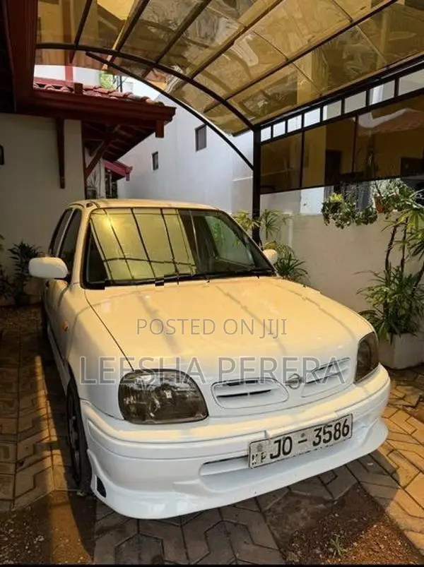 Nissan March K11 2001