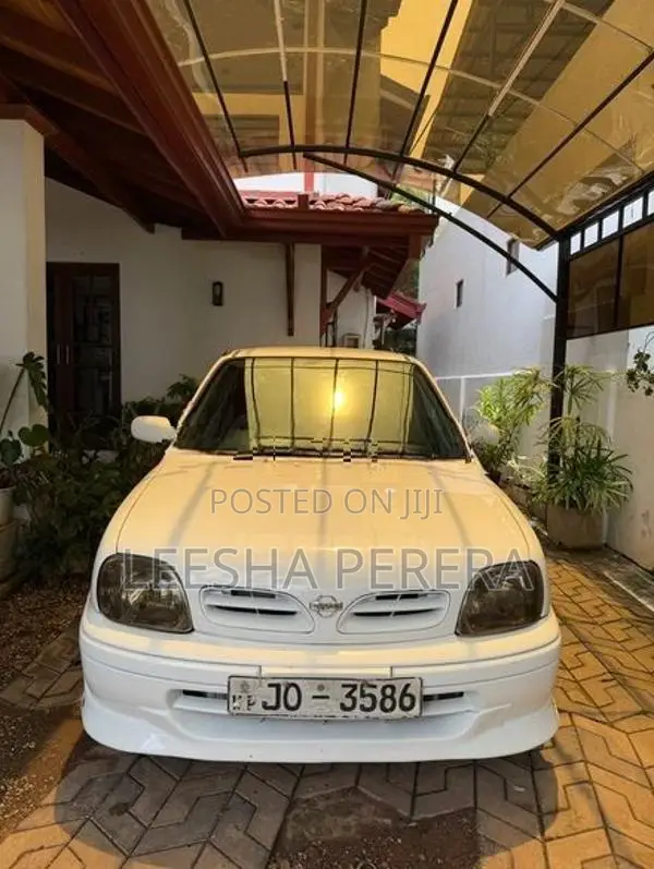 Nissan March K11 2001