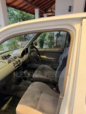 Nissan March K11 2001