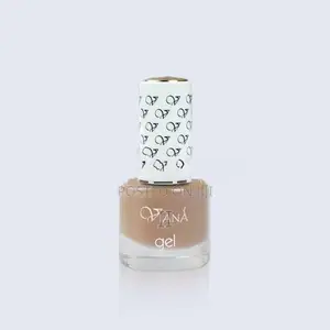 Gel Nail Polish – Glossy Long-Lasting Colour