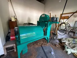 Coconut Husk Cutting Machine