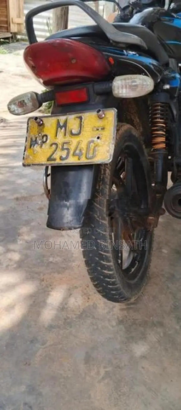 Bajaj Discover 125 2006