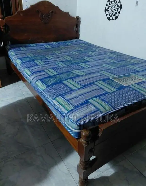 Bedroom Furniture - Beds