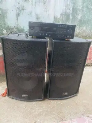 Yamaha Amplifier with NRS Speakers