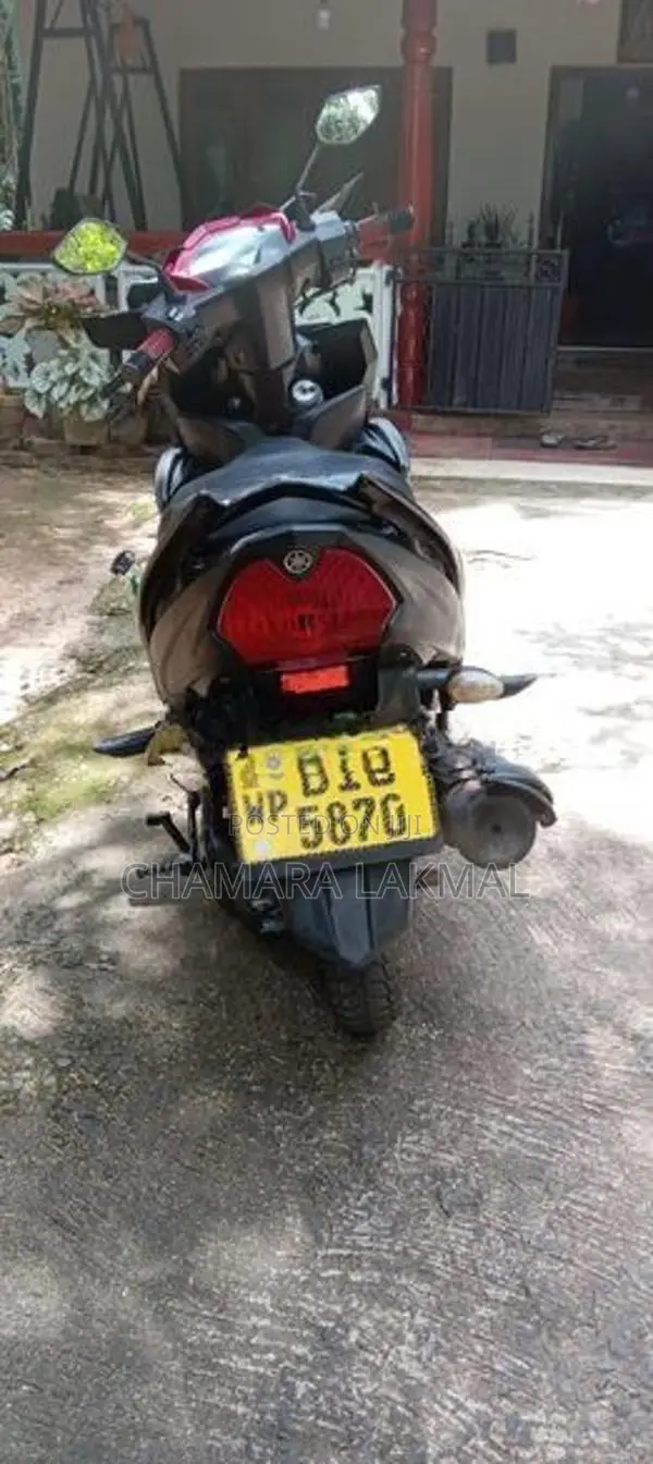 Yamaha RayZR 2019