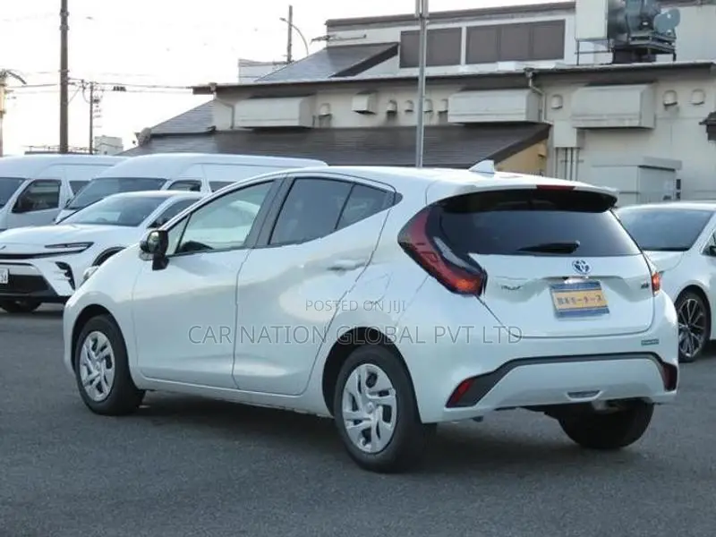 Toyota Aqua X Hybrid 2WD 2024