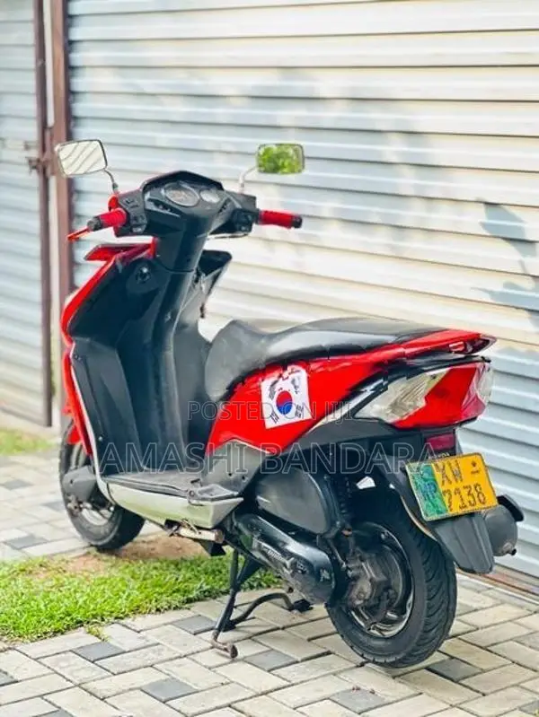 Honda Dio 2012